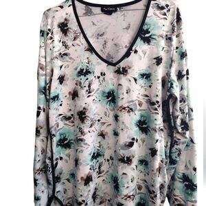 Nue options women's blouse size XL🔥5$ If You Get Bundle🔥